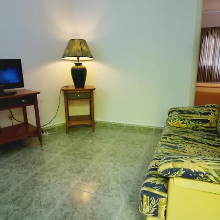 Emma - Cristianos Los Cristianos (Tenerife)